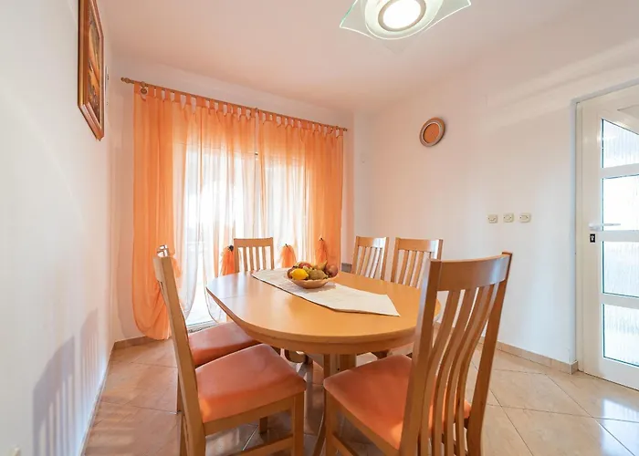 Apartamento By The Sea - Lozice, - 18576 *