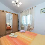 Appartement By The Sea - Lozice, - 18576
