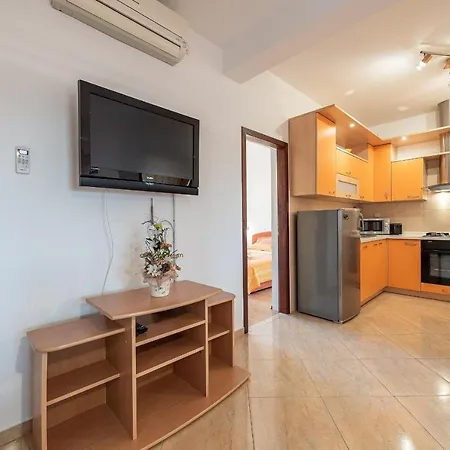 By The Sea - Lozice, - 18576 Apartment *