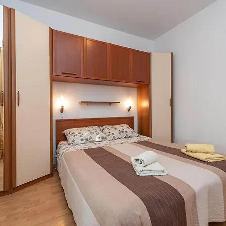By The Sea - Lozice, - 18576 Apartment *